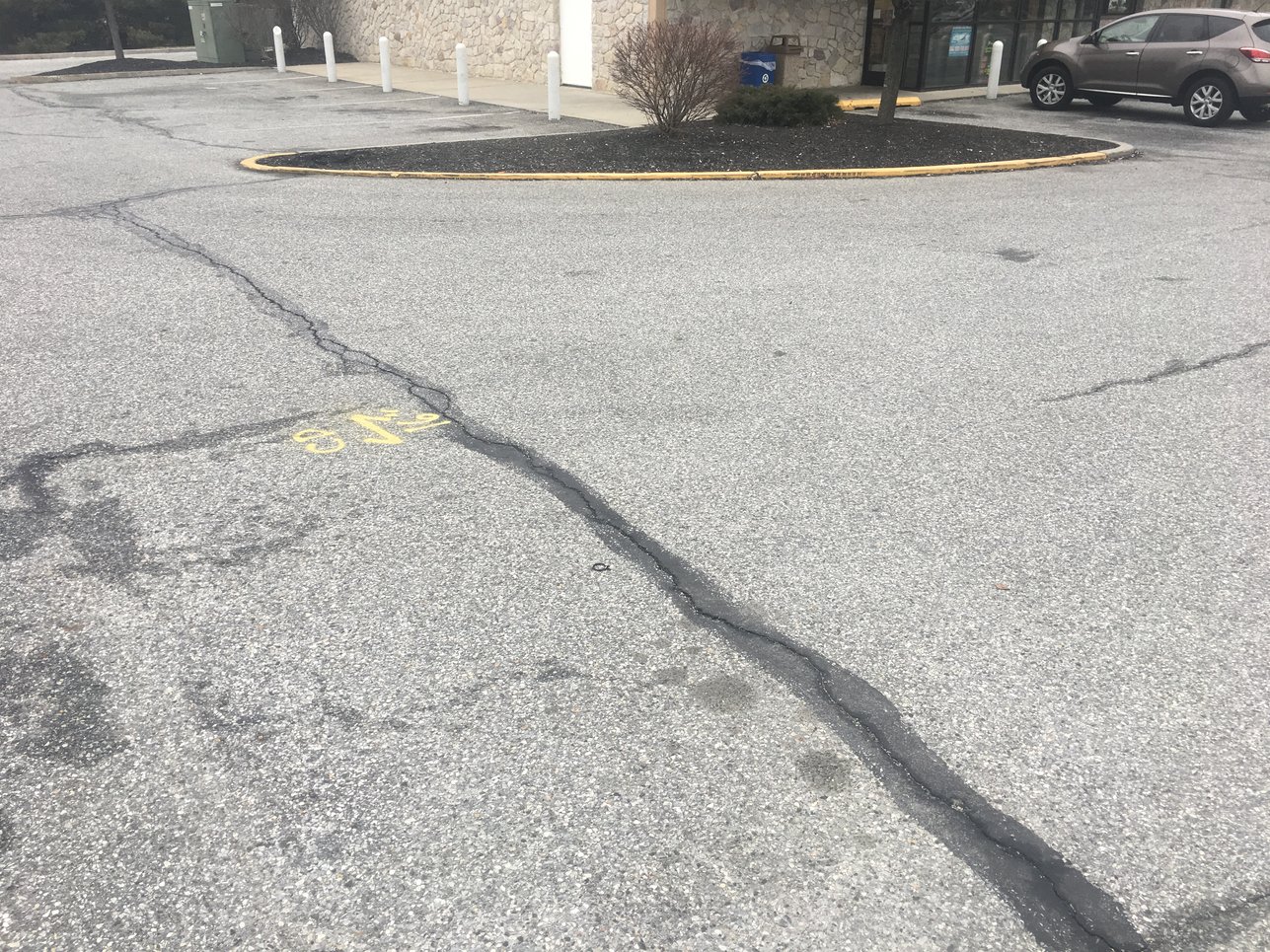 Why Does Asphalt Pavement Crack?
